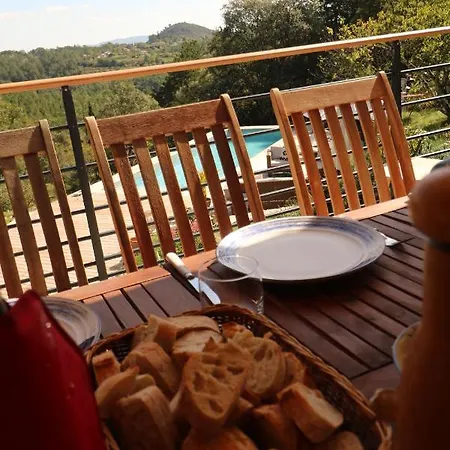 Деревянный коттедж Idyllic French