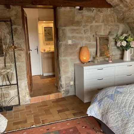 Lodge Idyllic French