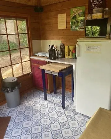 Idyllic French Orman Evi *
